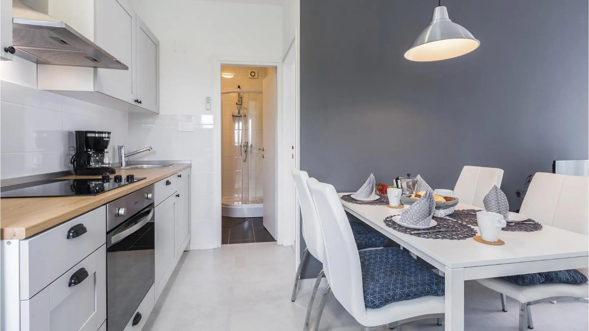 1 Bedroom Amazing Apartment In Porec
