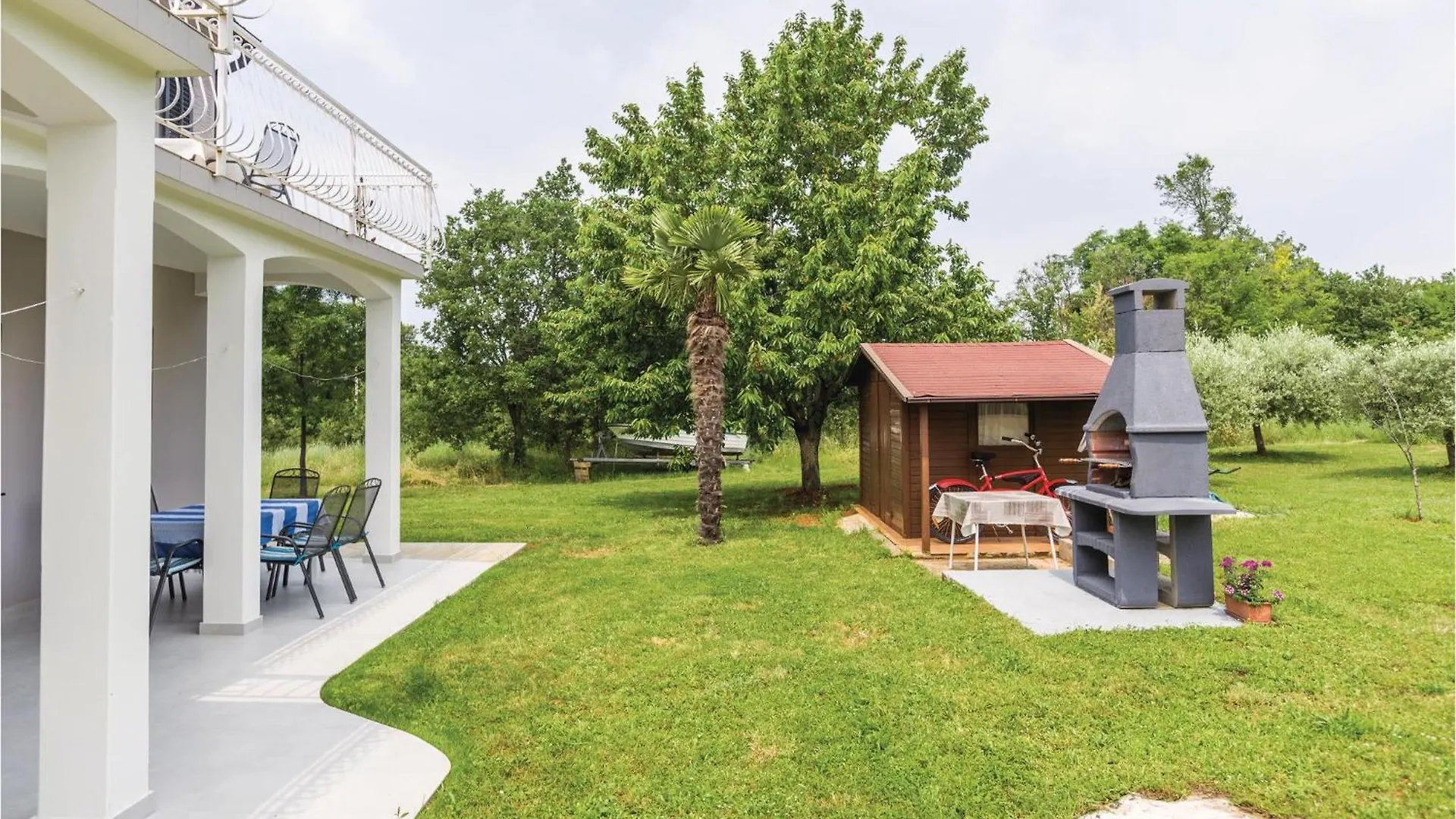 1 Bedroom Amazing Apartment In Porec 0*,
